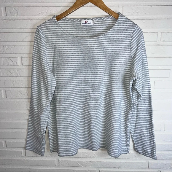 Vineyard Vines Cotton Gray and White Striped Long Sleeve Sweater, Size Medium - Picture 1 of 7